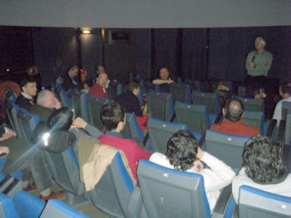 Arne Henden (Direttore AAVSO) risponde alle domande durante il seminario sulle stelle variabili (Padova, 21 marzo 2010)
